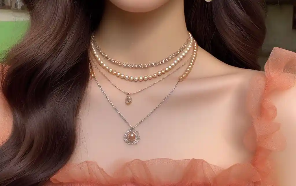 What Color Jewelry to Wear with a Peach Dress?